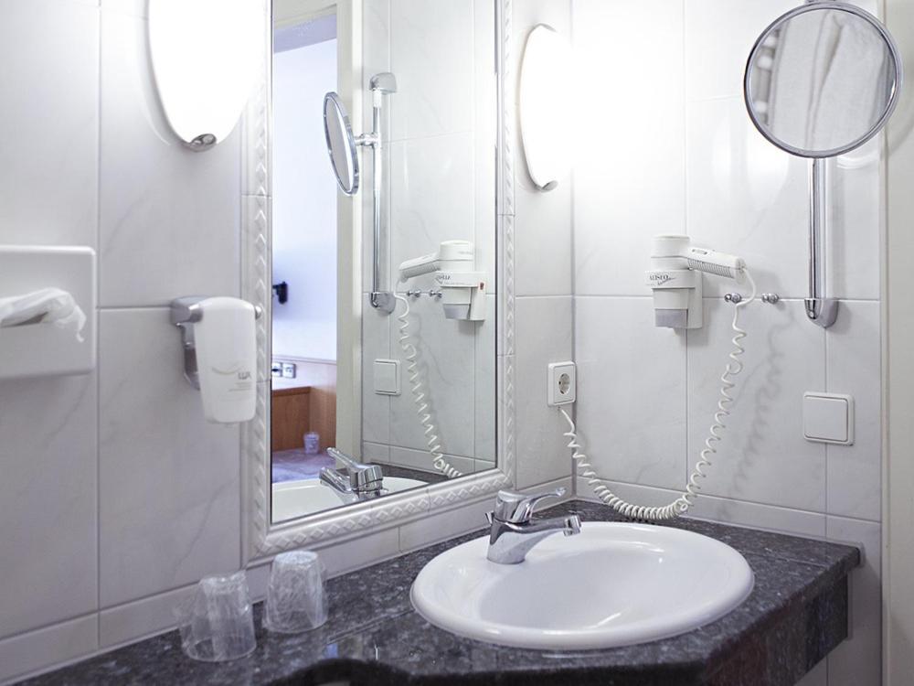 Landhotel Graf Obereggenen Стая снимка