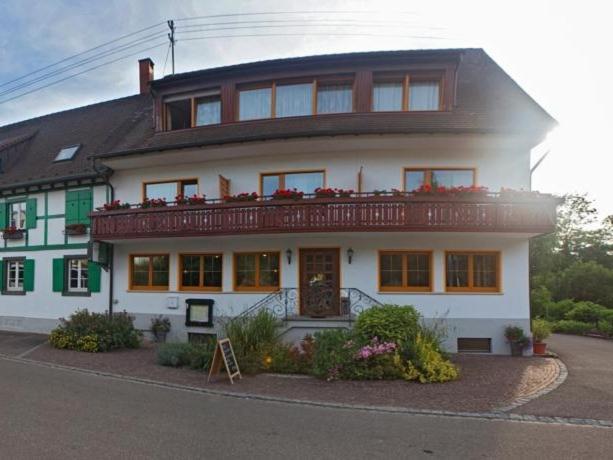 Landhotel Graf Obereggenen Екстериор снимка